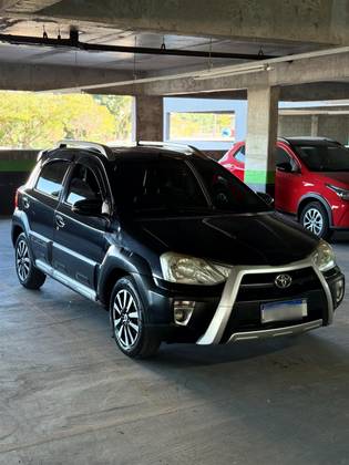 TOYOTA ETIOS 1.5 XLS 16V FLEX 4P MANUAL TOYOTA ETIOS 1.5 XLS 16V FLEX 4P MANUAL